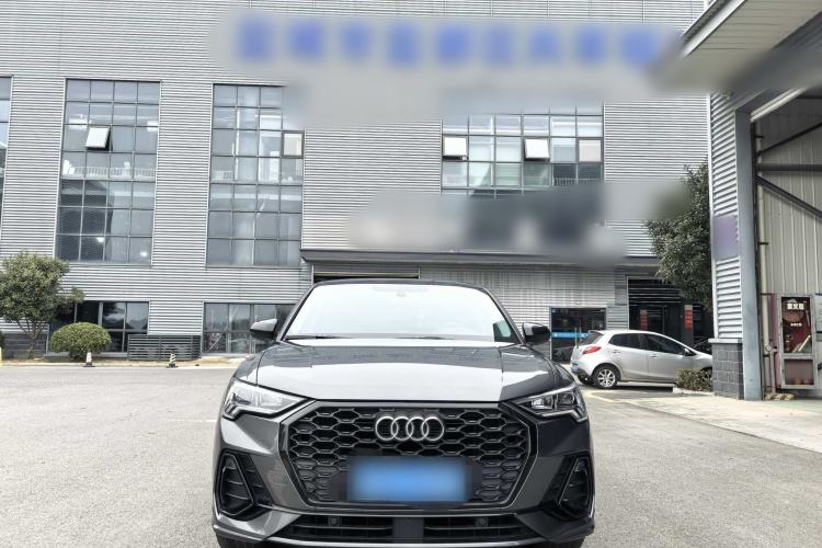 Used Audi Q3 Sportback 2023 40 TFSI Fashion Model
