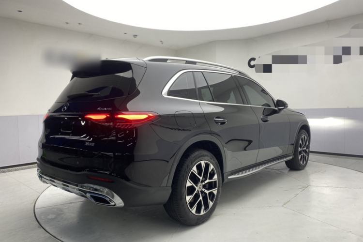 Used Mercedes-Benz GLC 2025 GLC 260 L 4MATIC Dynamic Edition Exterior 3