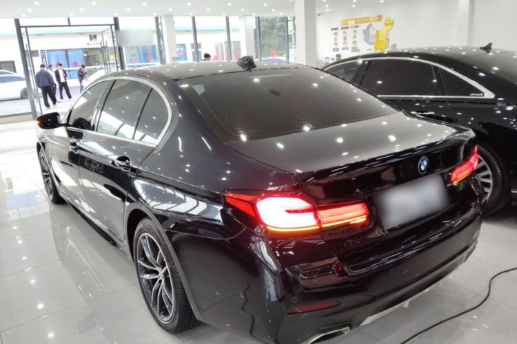 Used BMW 5 Series 2021 525Li M Sport Package