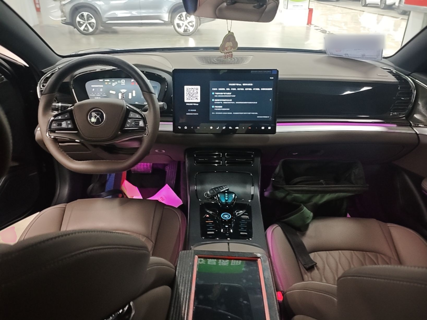 BYD Han 2025 DM-i Smart Drive 125KM Prestige Model — снимка 12