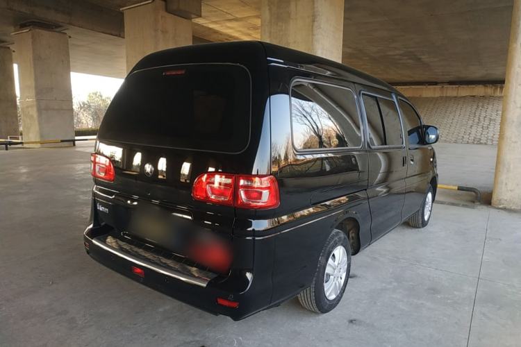 Used FORTHING Lingzhi 2023 M5L 1.6L Base Model 5 Seats
