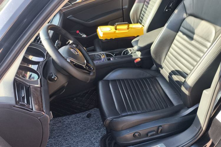 Used Volkswagen Magotan 2018 Facelift 330TSI DSG Luxury Model