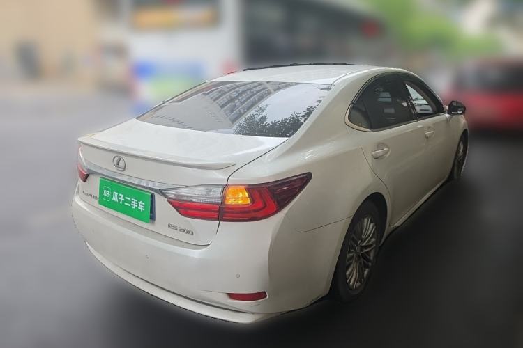 Used Lexus ES 2015 200 Comfort Edition

