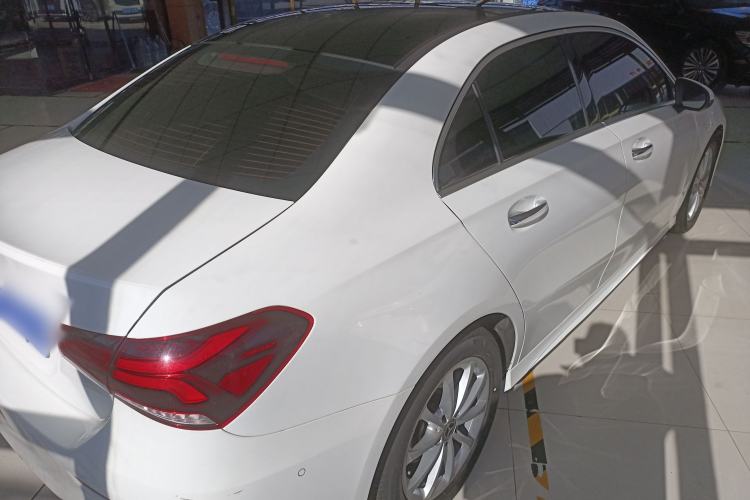 Used Mercedes-Benz A-Class 2021 A 200 L Sport Sedan Fashion Model
