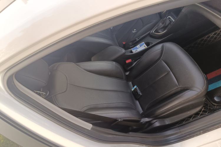 Used Buick GT 2021 Revised Version Flagship 1.5L Automatic Elite Edition Right Front Seat