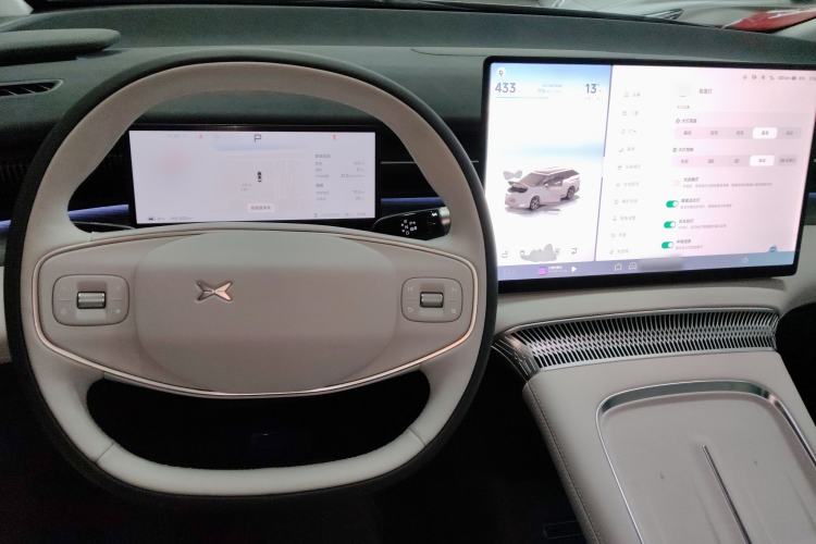 Used XPeng X9 2025 650 Long-Range Max
