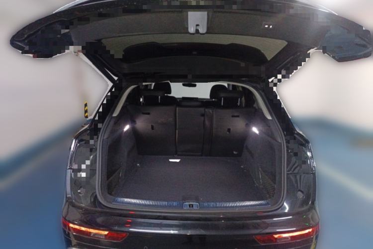Used Audi Q5L 2022 40T Luxury Dynamic Model Trunk