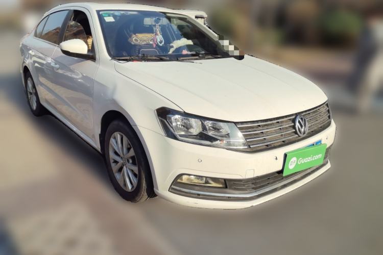 Used Volkswagen Lavida 2015 1.6L Automatic Comfort Edition