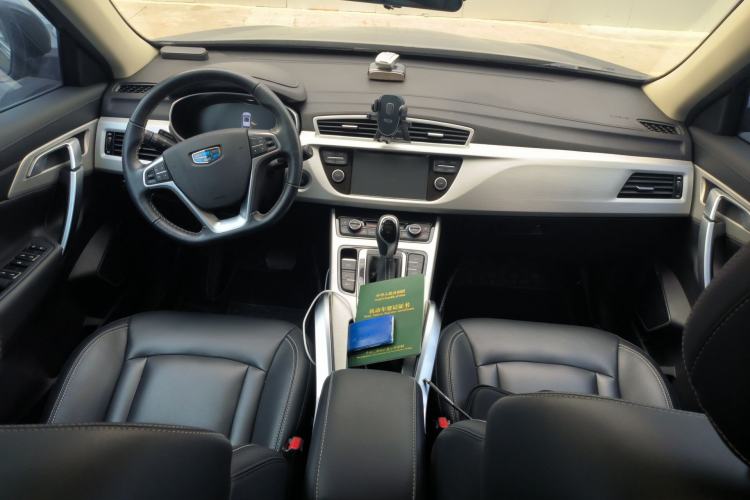 Used Geely Auto Emgrand X7 Sport 2018 1.8TD Automatic Two-Wheel Drive Smart Connect 4G Internet Edition
