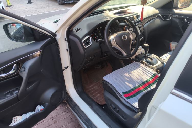 Used Nissan X-Trail 2014 2.5L CVT Ultimate Edition 4WD
