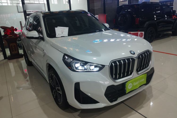 Used BMW X1 2023 sDrive25Li M Sport Package Front Right 45 Deg