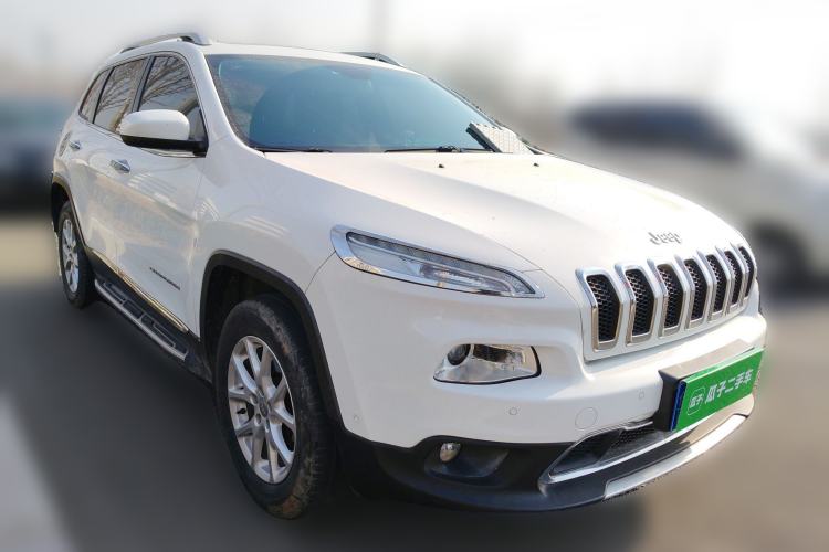 Used Jeep Cherokee 2016 2.4L Professional Smart Version