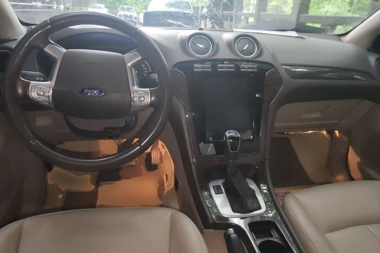 Used Ford Mondeo 2011 2.0L GTDi 200 Luxury Edition
