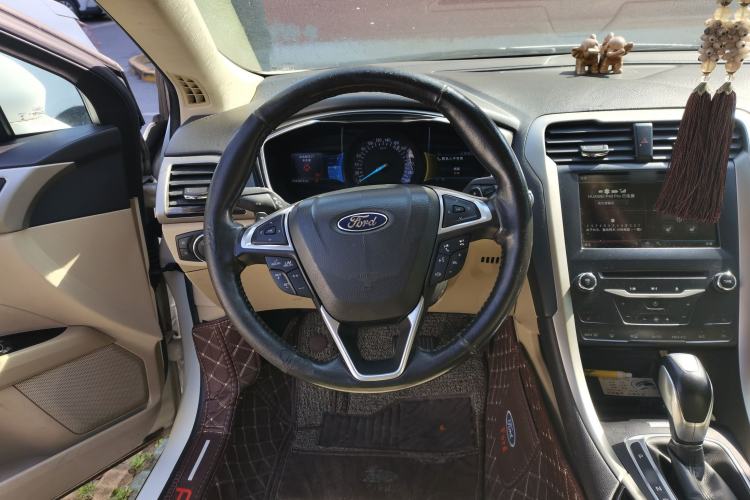 Used Ford Mondeo 2013 2.0L GTDi 200 Luxury Model