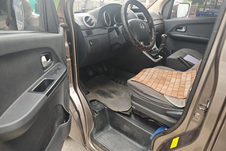 Used Chana Ruixing M70 2019 1.5L Comfort-Grade 7-Seater China VI Standard Flat-Roof Hatchback DAM15KL