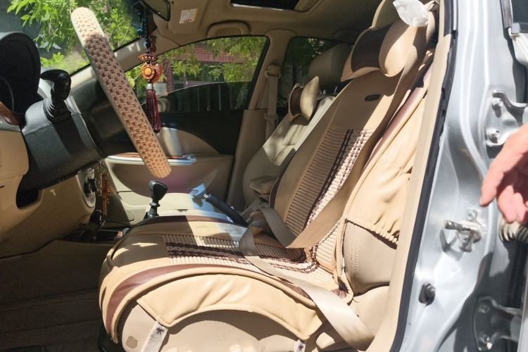 Used Buick Excelle 2013 1.5L Manual Luxury Model
