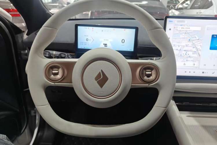 Used Baojun Yunhai 2024 140km Plug-in Hybrid Version Steering Wheel