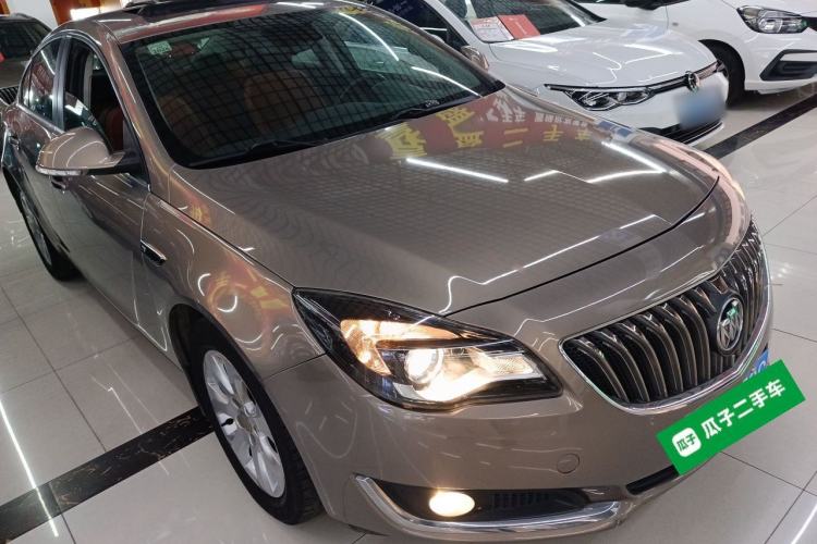 Used Buick Regal 2015 1.6T Elite Tech Model Front Right 45 Deg