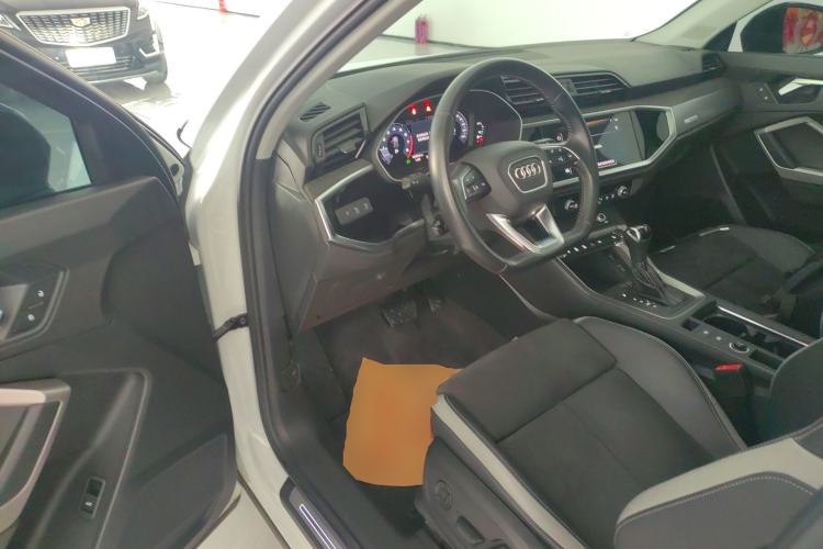 Used Audi Q3 2020 35 TFSI Fashion Dynamic Model Driver Seat