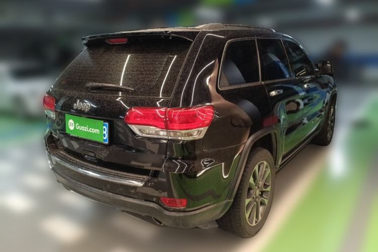 Used Jeep Grand Cherokee 2017 3.0L Elite Navigation Edition Rear Right 45 Deg