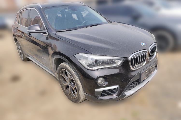 Used BMW X1 2016 sDrive18Li Luxury Model Front Right 45 Deg