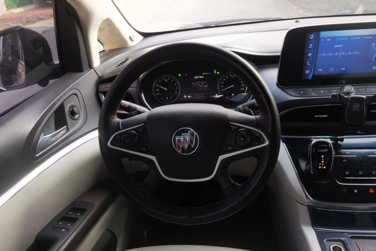 Used Buick GL8 2020 Land Cruiser Executive Class 652T Comfort Model
