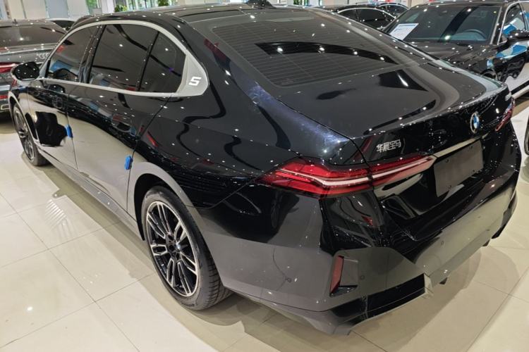 Used BMW 5 Series 2026 530Li Leading M Sport Package