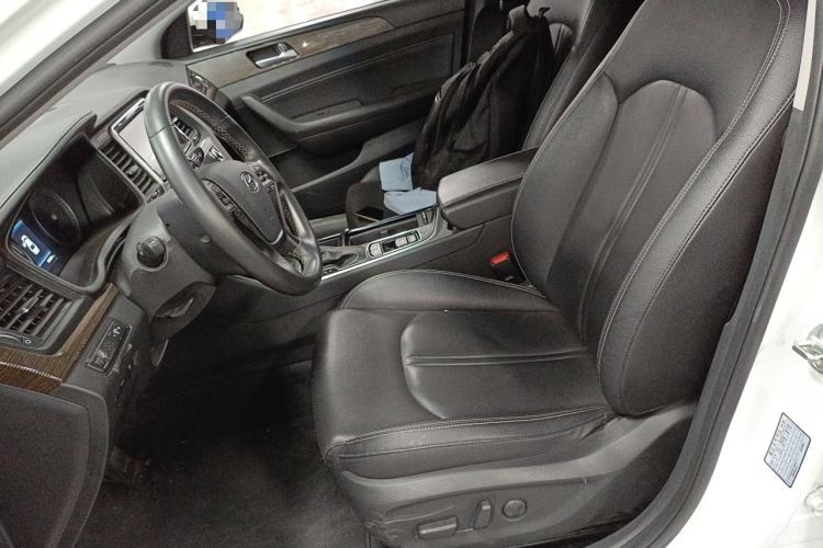 Used Hyundai Sonata Plug-in Hybrid 2018 2.0 PHS Smart Connect Version China VI Standard
