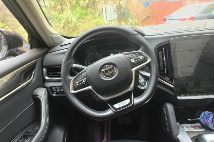 Used Brilliance V7 2018 280T DCT Luxury Model 5 Seats
