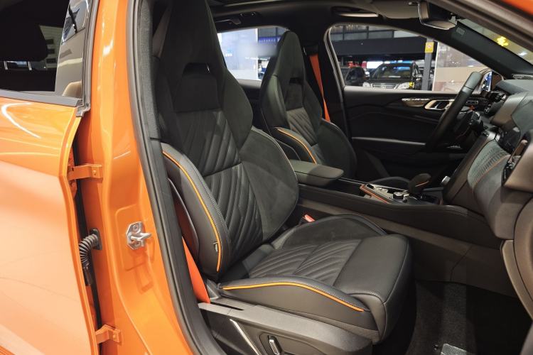 Used Lynk & Co 02 Hatchback 2021 2.0TD Halo Driving Control Kit Edition
