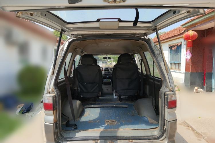 Used FORTHING Lingzhi 2013 V3 1.5L 7-Seater Standard Model II
