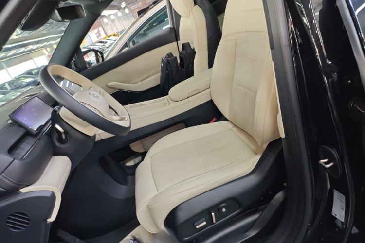 Used Nio ES6 2024 75 kWh