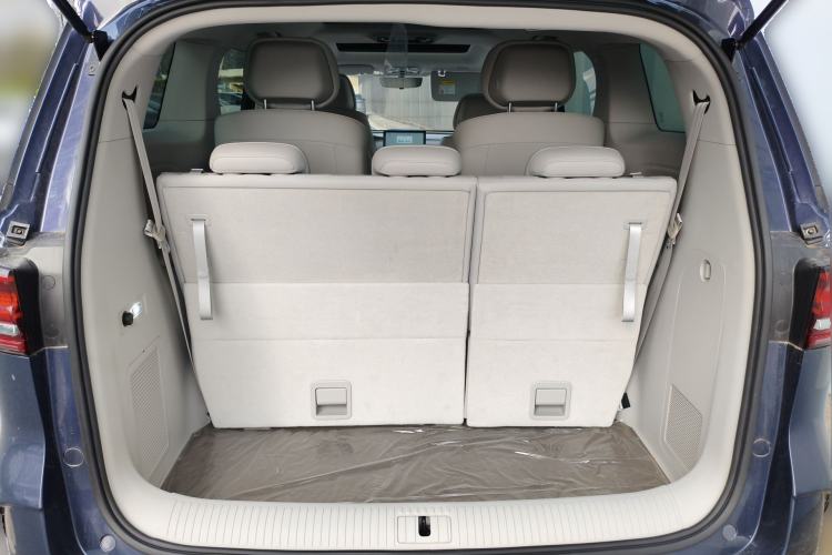 Used Roewe iMAX8 New Energy 2022 Golden Edition Trunk