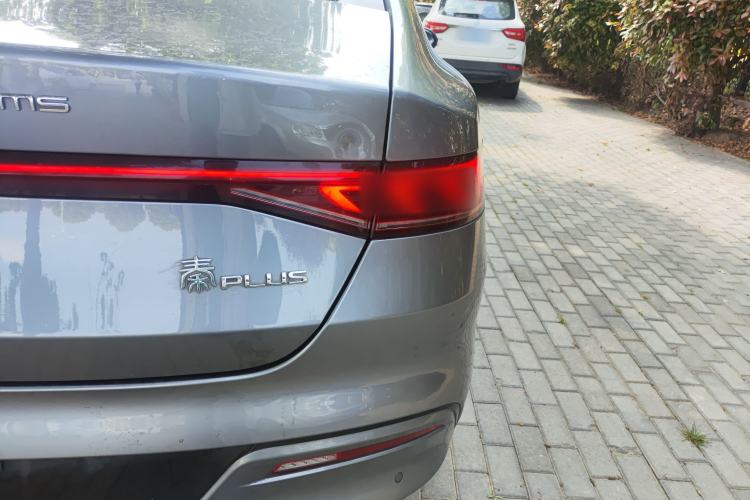 Used BYD Qin PLUS 2024 HONOR Edition DM-i 55KM Leading Model Right Rear Taillight