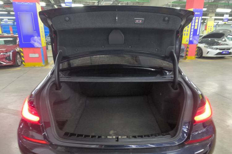 Used BMW 3 Series 2022 325Li M Sport Package Trunk