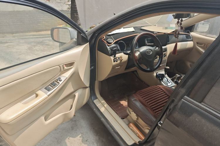 Used Toyota Corolla EX 2013 1.6L Automatic Luxury Edition Driver Seat