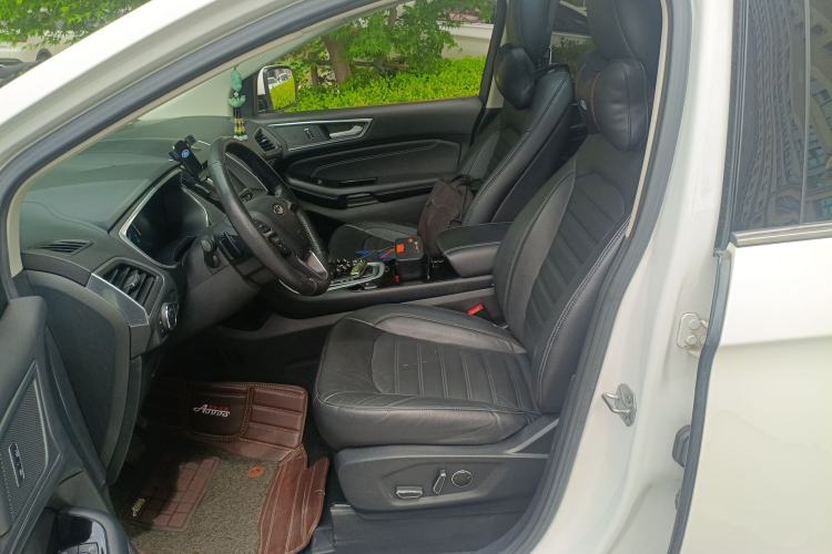 Used Ford Edge 2016 EcoBoost 245 Four-Wheel Drive Titanium Edition 7-Seater Left Front Seat