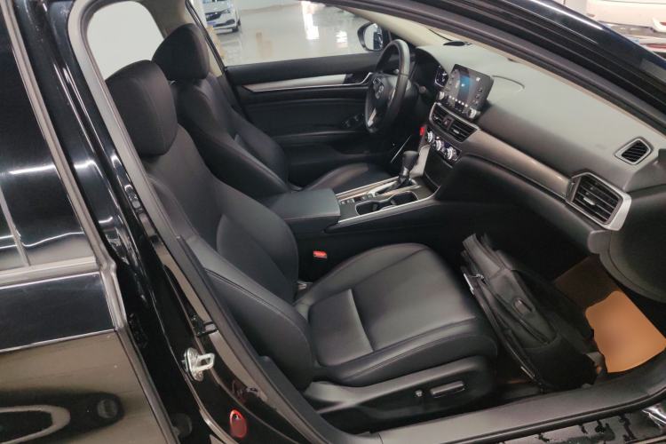 Used Honda Accord 2018 260TURBO Elite Edition China V Right Front Seat