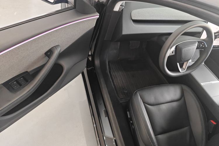 Used Tesla Model 3 2023 Rear-Wheel-Drive Version