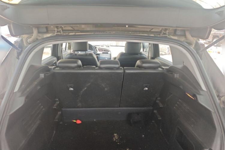 Used Peugeot 3008 2015 1.6THP Automatic Trend Edition Trunk