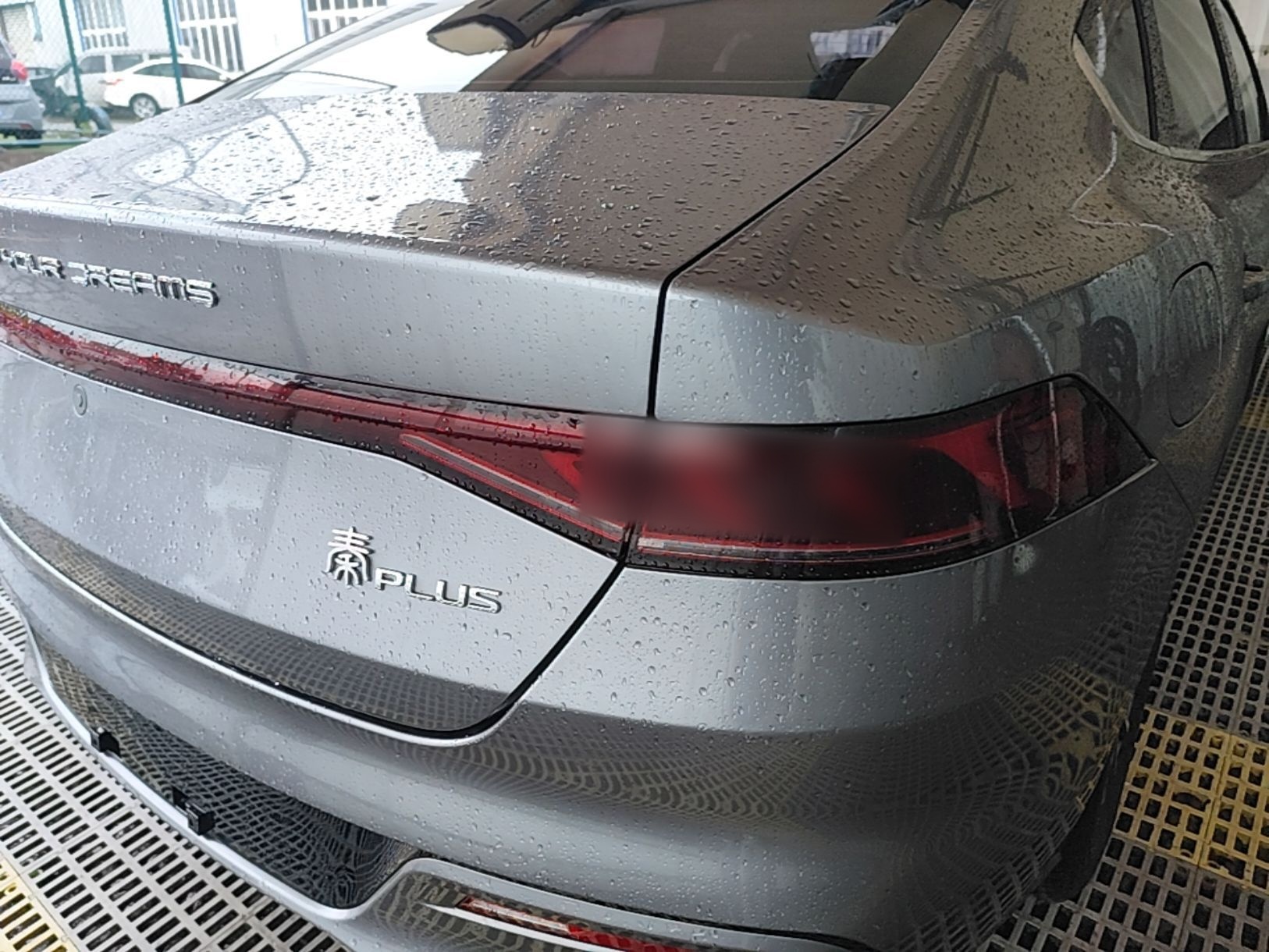 BYD Qin PLUS 2023 Champion Edition DM-i 55KM Leading Model — снимка 9