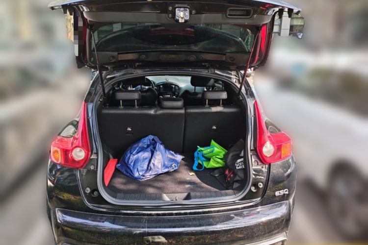 Used Infiniti ESQ 2014 1.6L Luxury Edition
