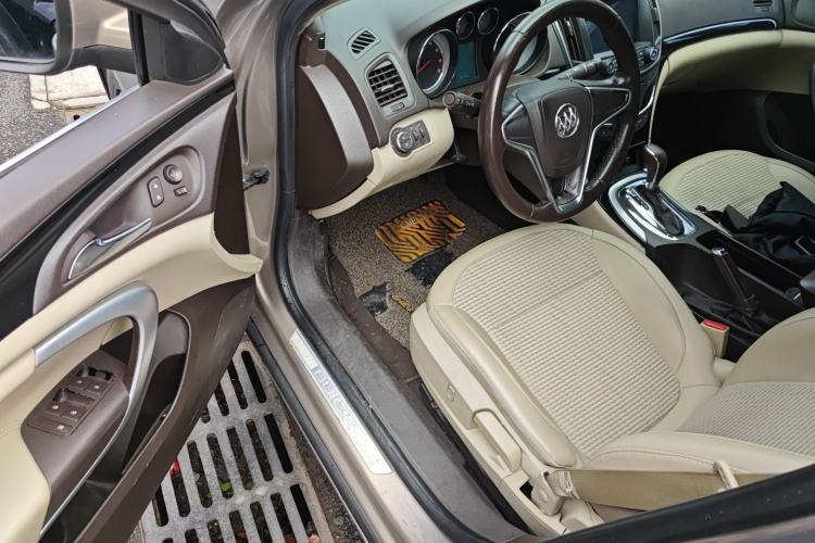 Used Buick Regal 2014 2.0L Leading Fashion Edition Driver Seat