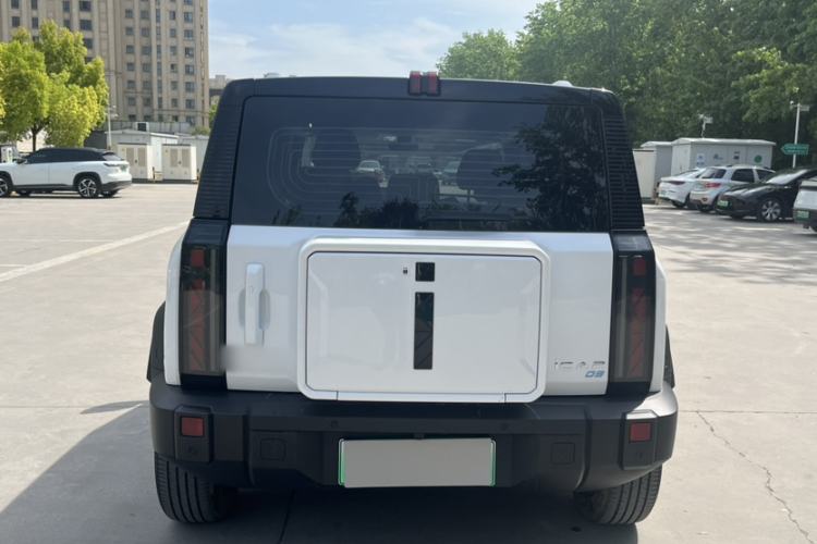 Used iCAR 03 2024 401km Two-Wheel Drive Standard Advanced Version Exterior 9