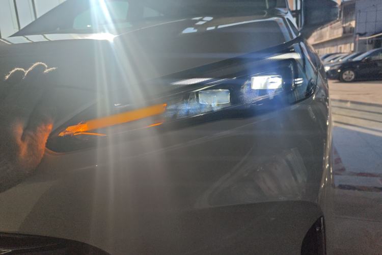 Used Buick GL8 New Energy 2025 Lushang First-Drive Edition 7-Seater
