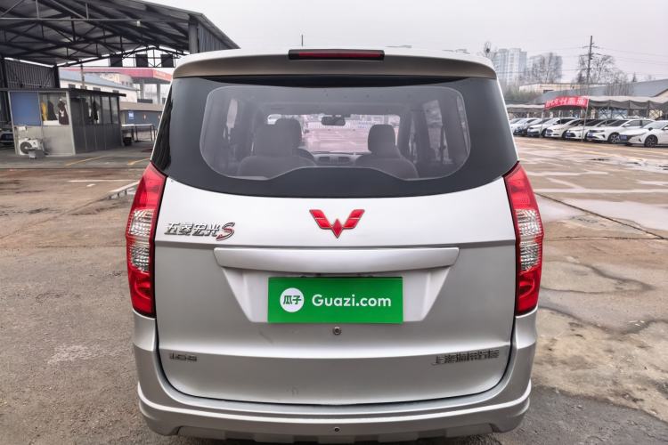 Used Wuling Hongguang 2014 1.5L S Standard Version
