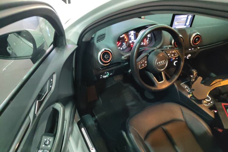 Used Audi A3 2020 Limousine 35 TFSI Fashion Edition China VI Emission Standard