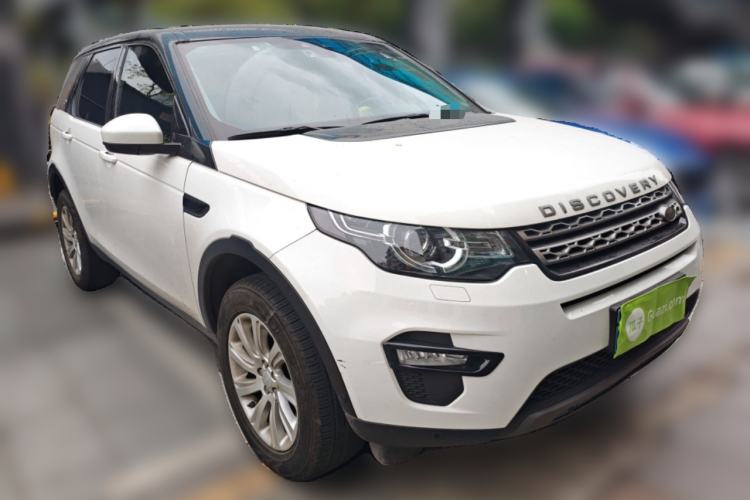 Used Land Rover Discovery Sport 2019 240 PS SE Version China V Standard Front Right 45 Deg