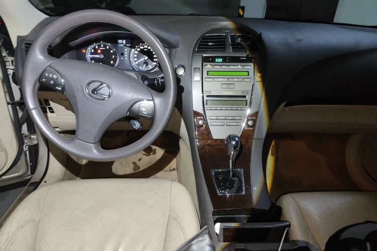 Used Lexus ES 2010 240 Elegant Edition