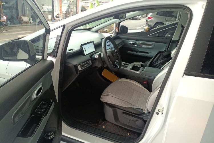 Used AION Y 2023 Plus 610 Enjoy Edition Driver Seat